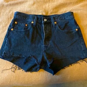 Black Levi 501 cutoff denim shorts